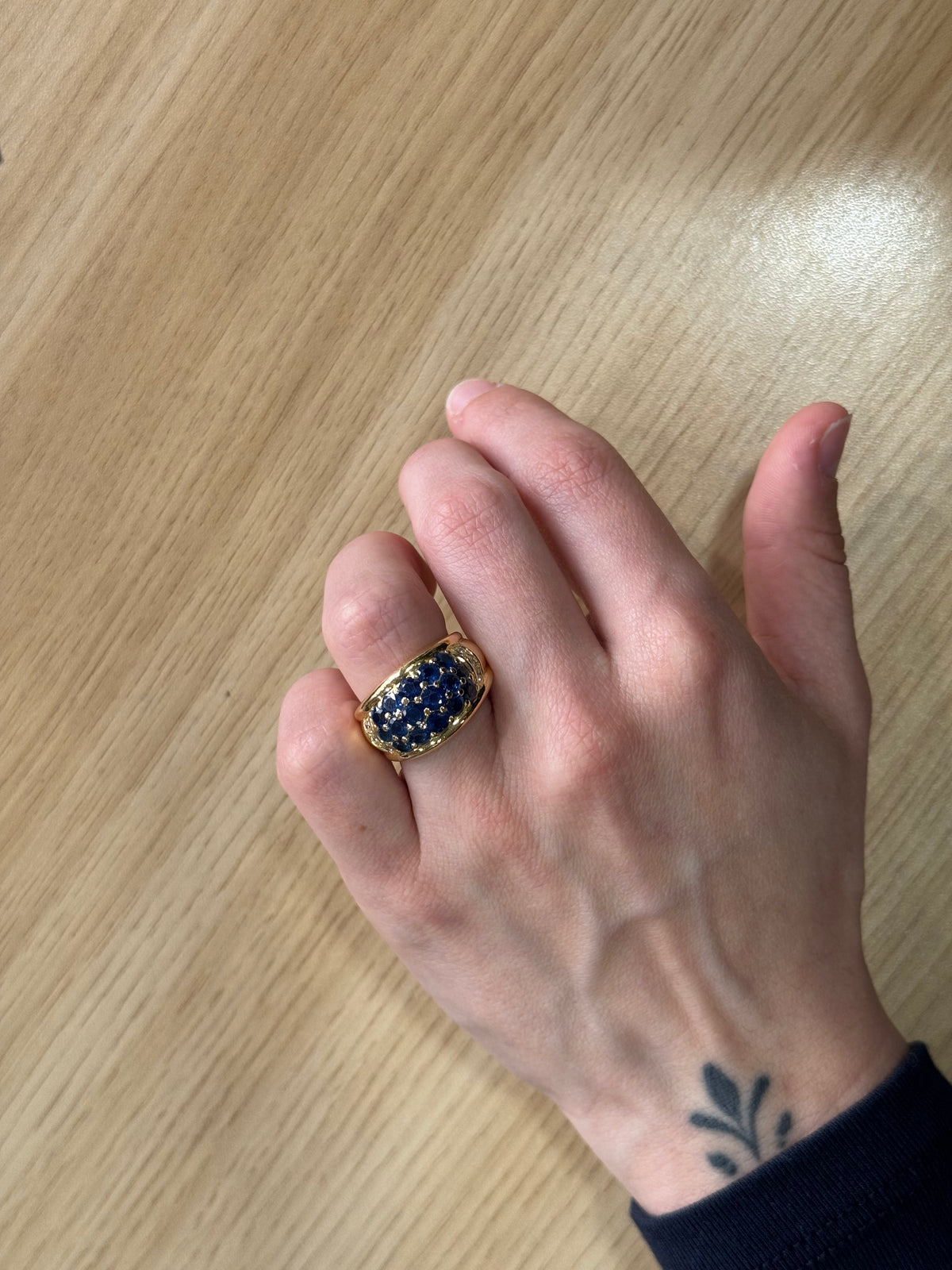 Bague Lara or jaune saphirs et diamants - Argor Colmar