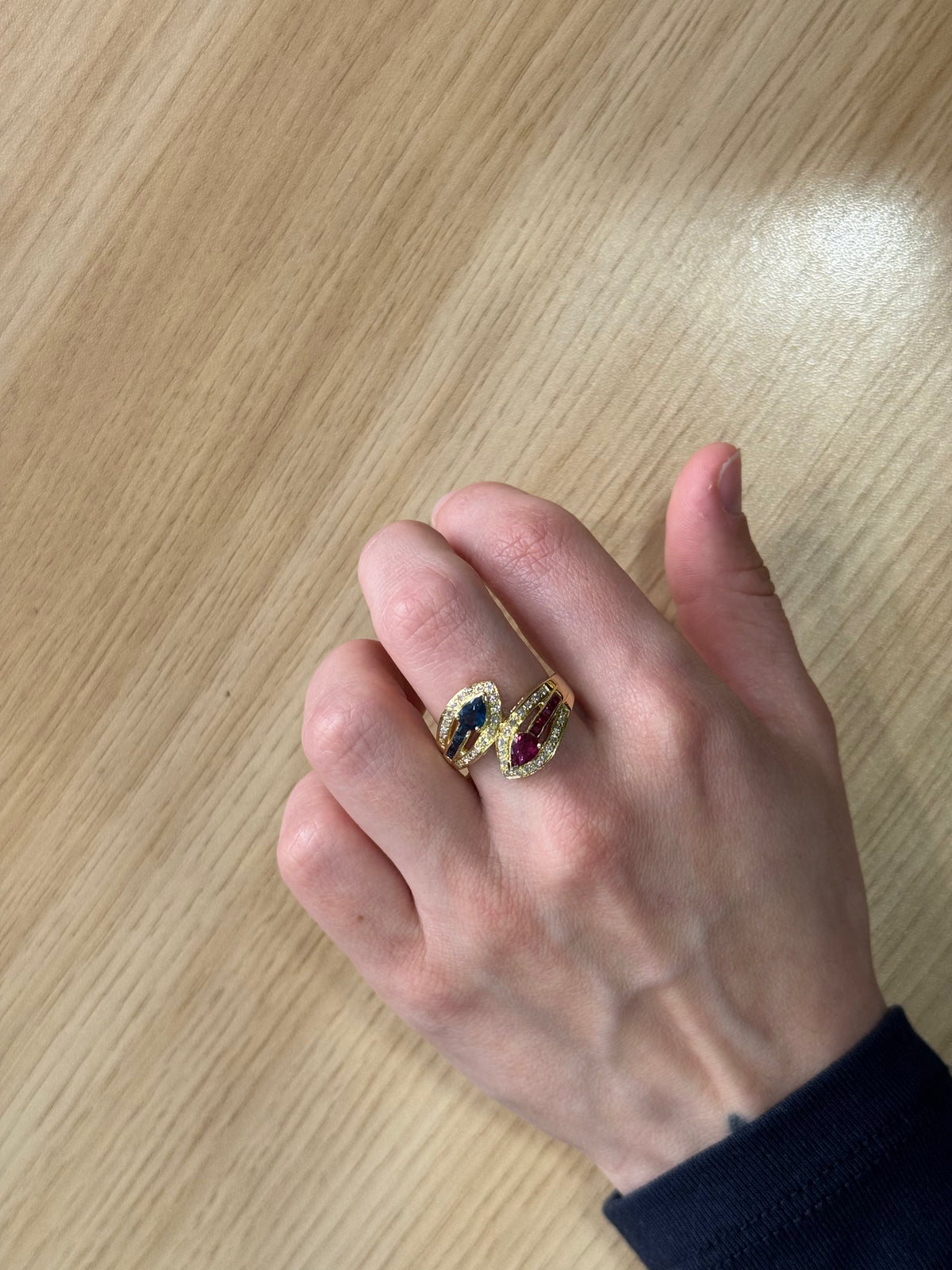 Bague vintage toi et moi en or 18 carats, diamants, saphir et rubis– Joaillerie seconde main Argor Colmar