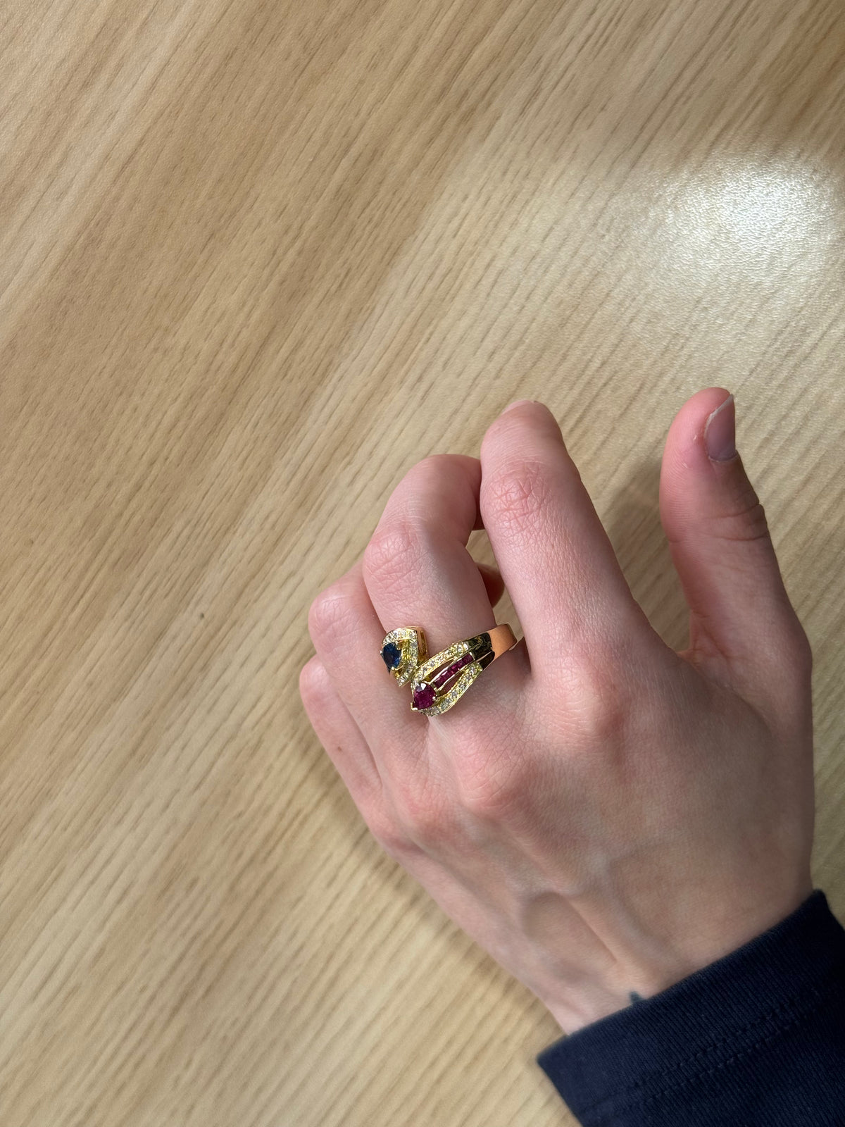 Bague vintage toi et moi en or 18 carats, diamants, saphir et rubis– Joaillerie seconde main Argor Colmar