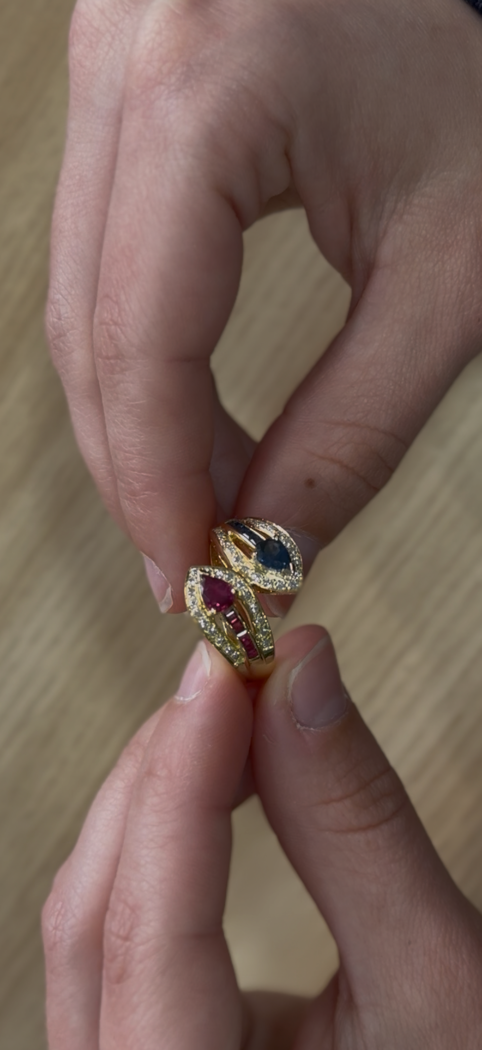 Bague vintage toi et moi en or 18 carats, diamants, saphir et rubis– Joaillerie seconde main Argor Colmar