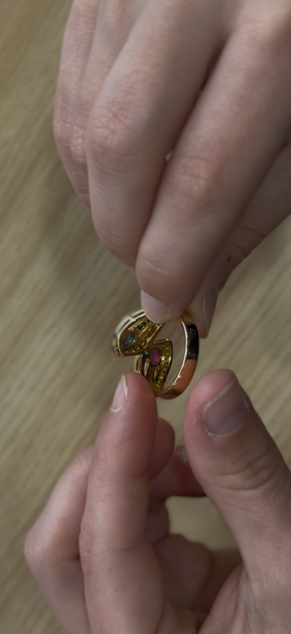 Bague vintage toi et moi en or 18 carats, diamants, saphir et rubis– Joaillerie seconde main Argor Colmar